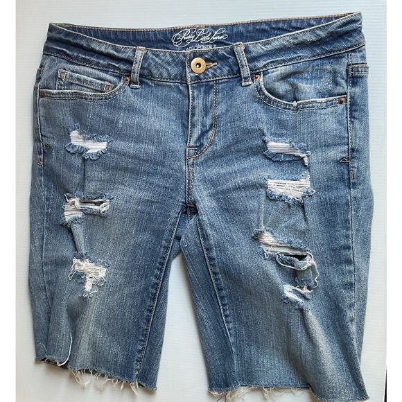 Aeropostale Pretty Little Liars Distressed Bermuda Denim Women’s Sz 2 Jorts - Picture 2 of 7